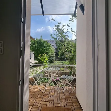 Holiday home Guesthouse Near Paris Huge Garden *